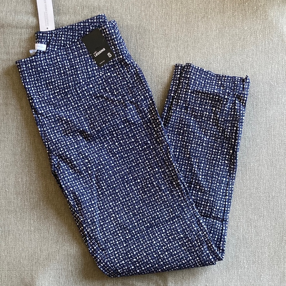 New York & Company Ankle Legging
